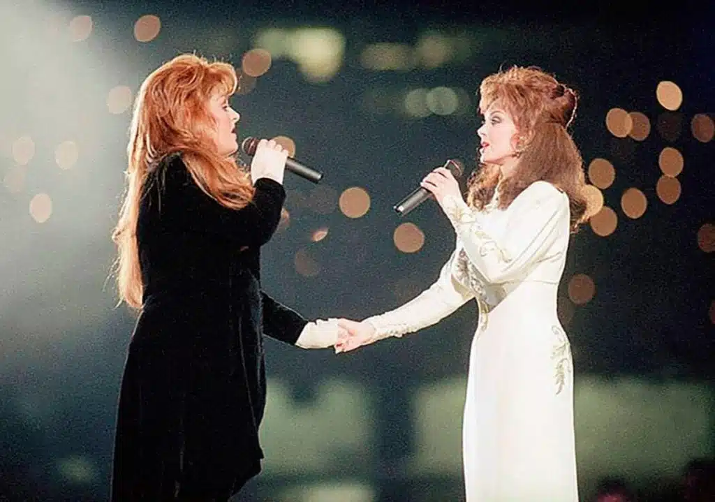 Naomi Judd, the Grammy-winning singer_songwriter from The Judds, has died at 76